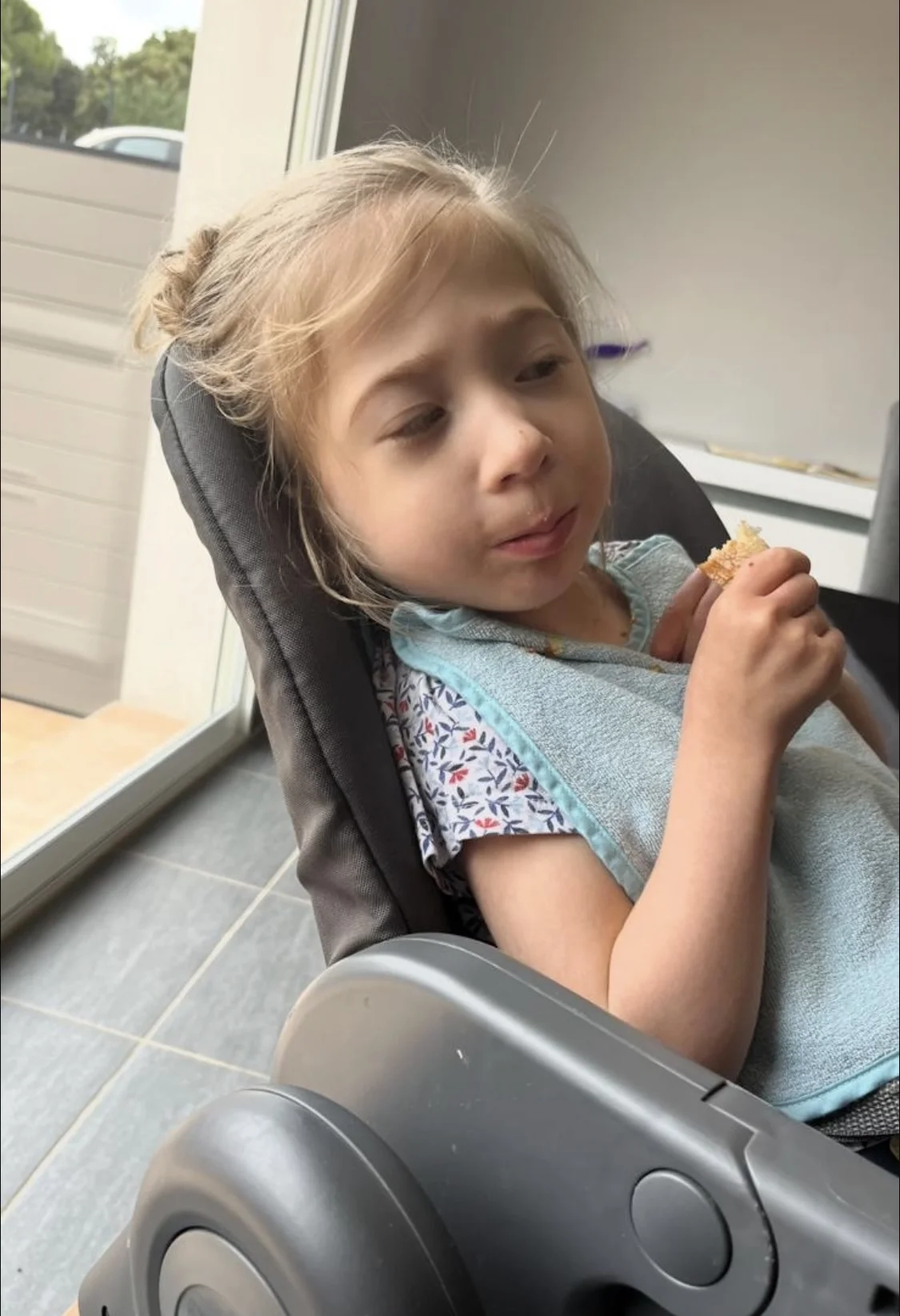 {Un bout d'Emmy}_11_28_2025_9